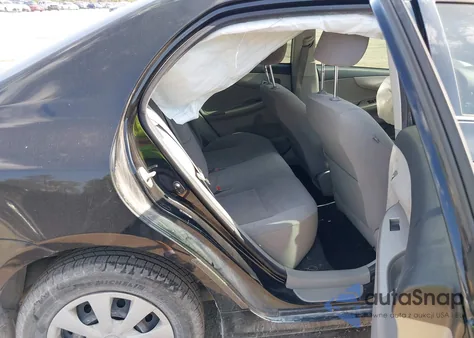 2011 Toyota Corolla Le z USA, uszkodzony, nr VIN JTDBU4EE6B9128461